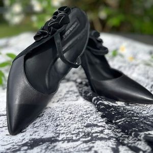 Antonio Melani Leather Pointy-toe Floral Heels